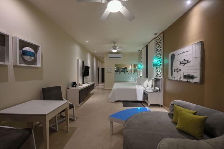 El Dorado Seaside Suites Oceanfront, All & More Inclusive - Adults Only - All inclusive