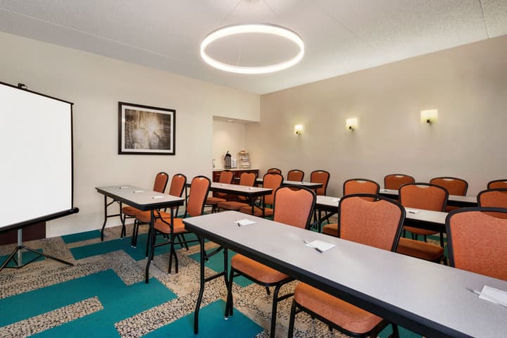 Hampton Inn Philadelphia Mt. Laurel