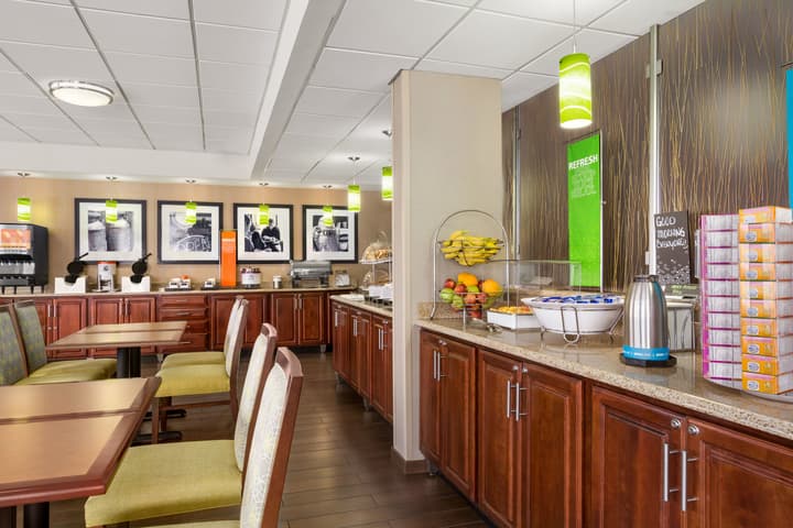 Hampton Inn Philadelphia Mt. Laurel