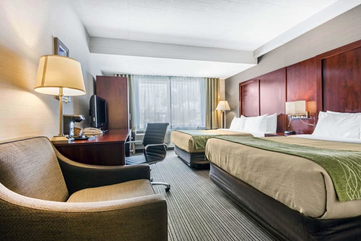 Comfort Inn & Suites