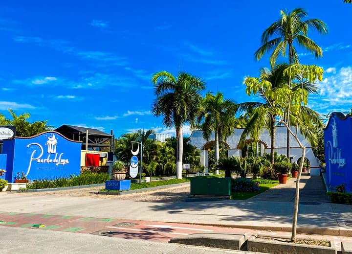 Puerto de Luna Pet Friendly & Family Suites Hotel
