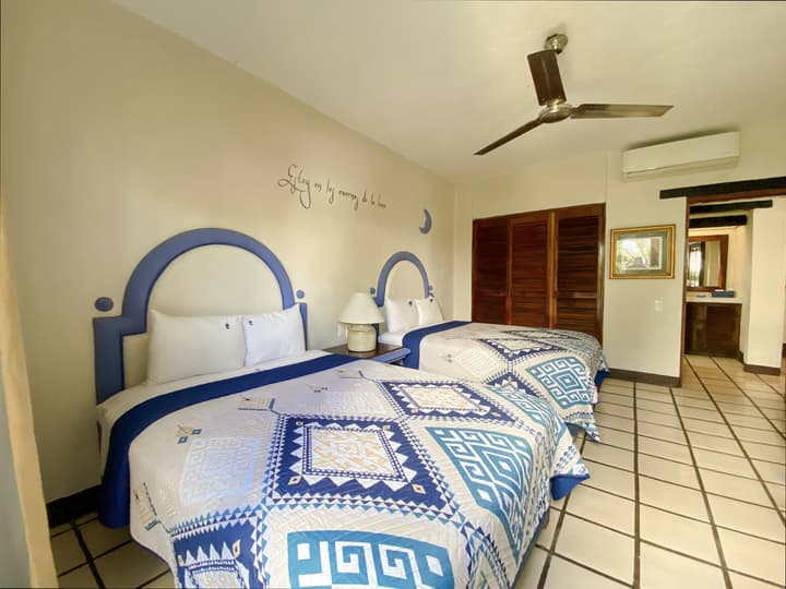 Puerto de Luna Pet Friendly & Family Suites Hotel