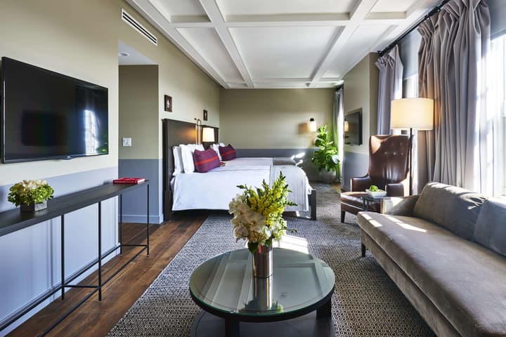 The Hollywood Roosevelt
