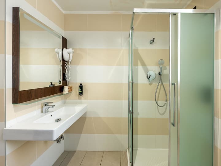 B&B HOTEL Genova Principe