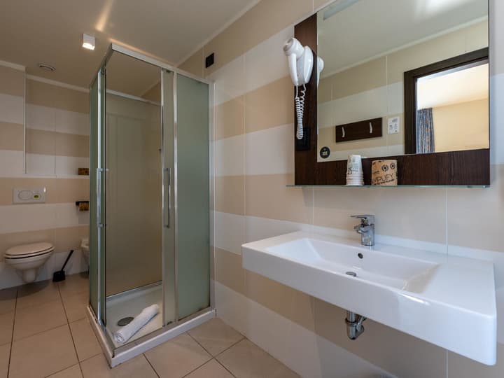 B&B HOTEL Genova Principe