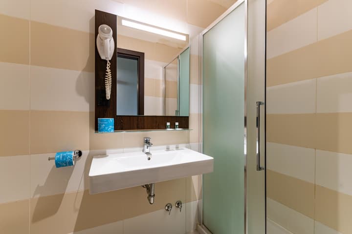 B&B HOTEL Genova Principe