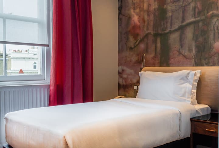 The Queen's Gate Hotel