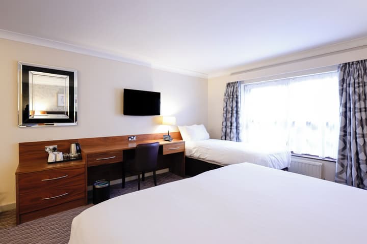 Gloucester Robinswood Hotel by Sunday