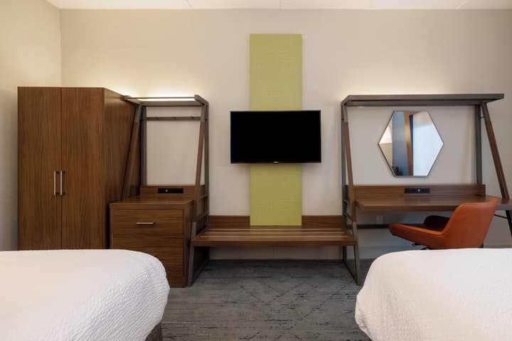 Holiday Inn Express Charleston by IHG
