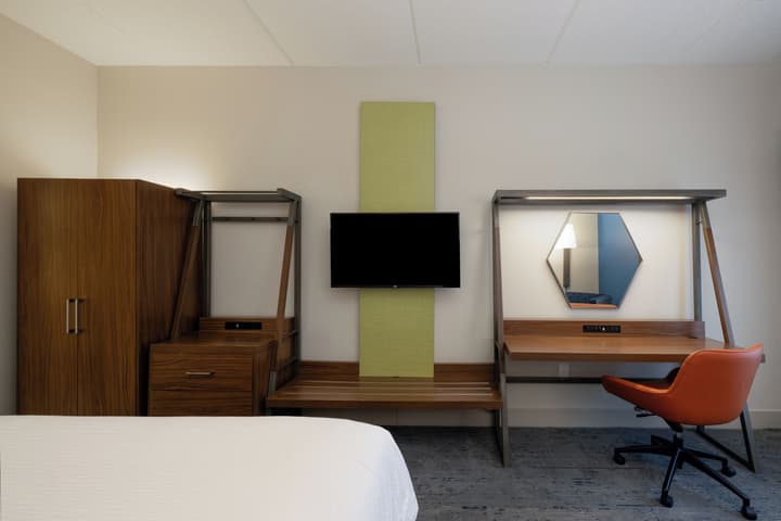 Holiday Inn Express Charleston by IHG