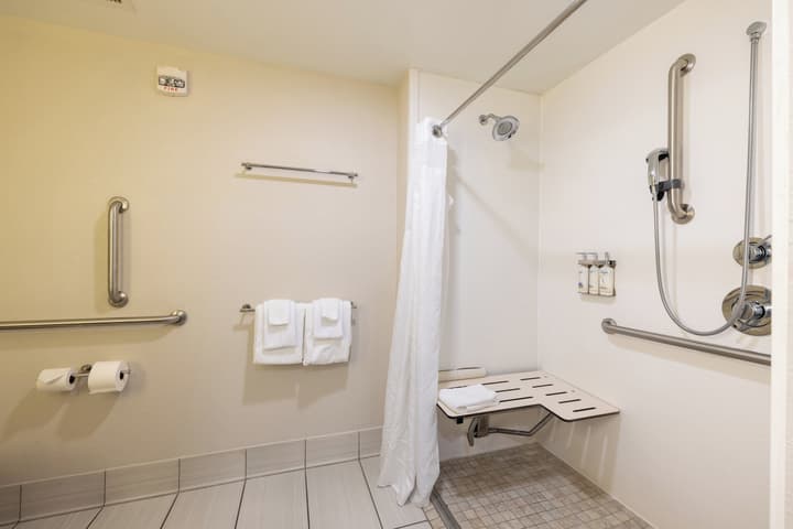 Holiday Inn Express Charleston by IHG