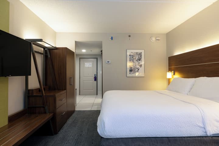 Holiday Inn Express Charleston by IHG