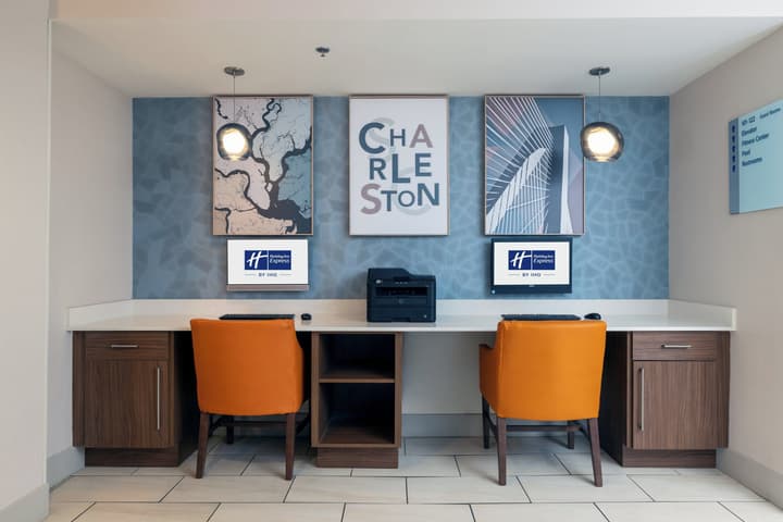 Holiday Inn Express Charleston by IHG