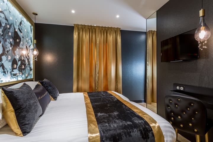 Hotel Les Bulles de Paris