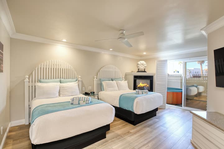 SeaVenture Beach Hotel