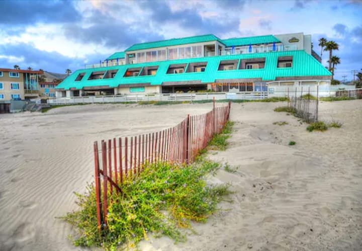 SeaVenture Beach Hotel