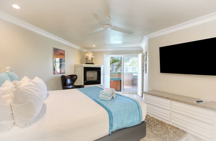 SeaVenture Beach Hotel