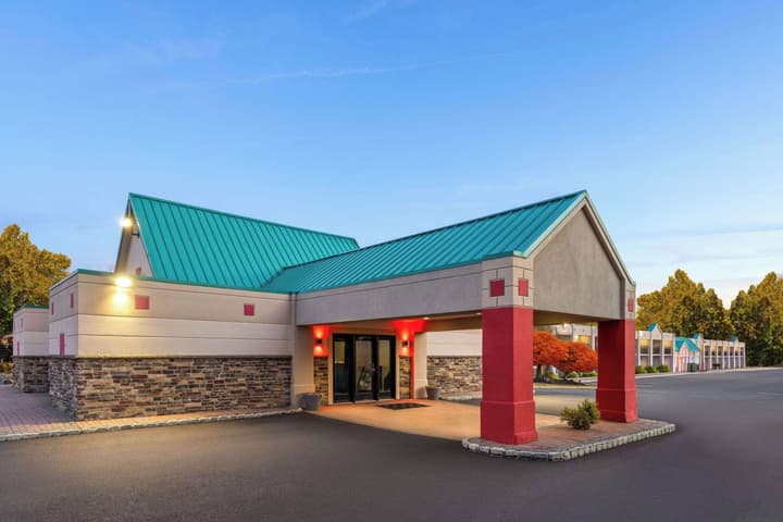 Ramada by Wyndham Parsippany