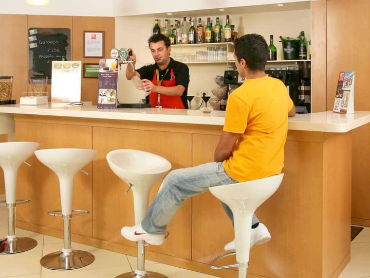 ibis Setubal