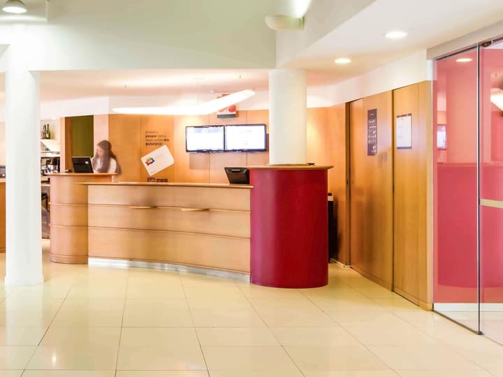 ibis Setubal