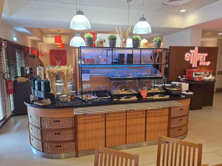 ibis Setubal