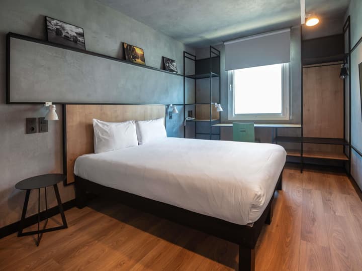 ibis Setubal