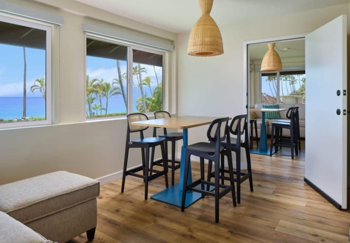 Royal Lahaina Resort & Bungalows