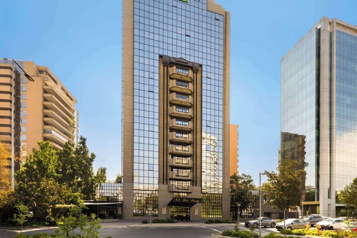 Wyndham Garden Santiago Kennedy