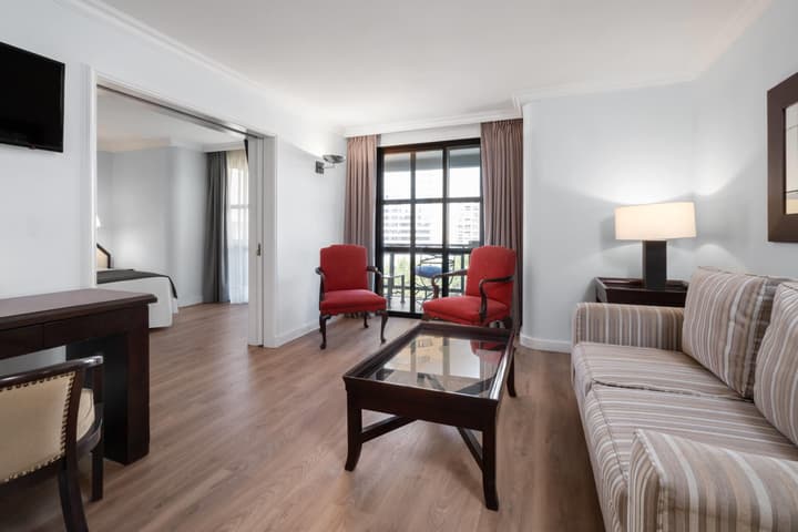 Wyndham Garden Santiago Kennedy