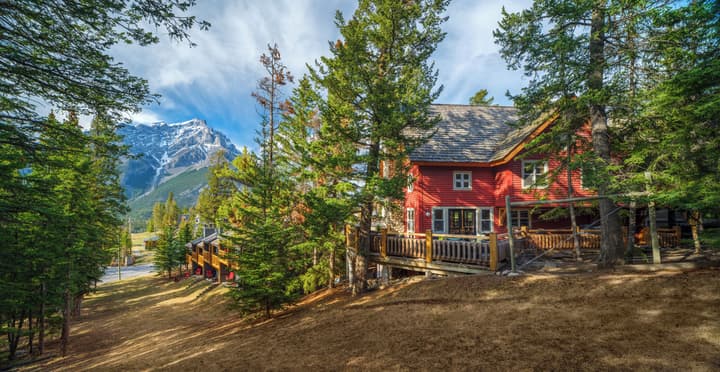 Buffalo Mountain Lodge