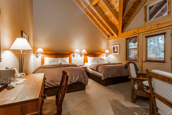 Buffalo Mountain Lodge