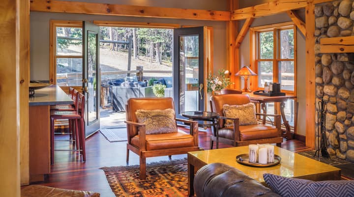Buffalo Mountain Lodge