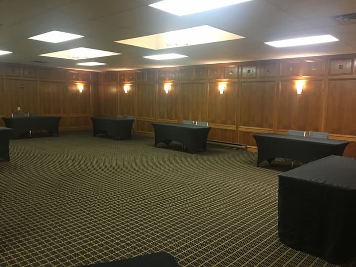 Quality Inn & Suites Downtown Windsor