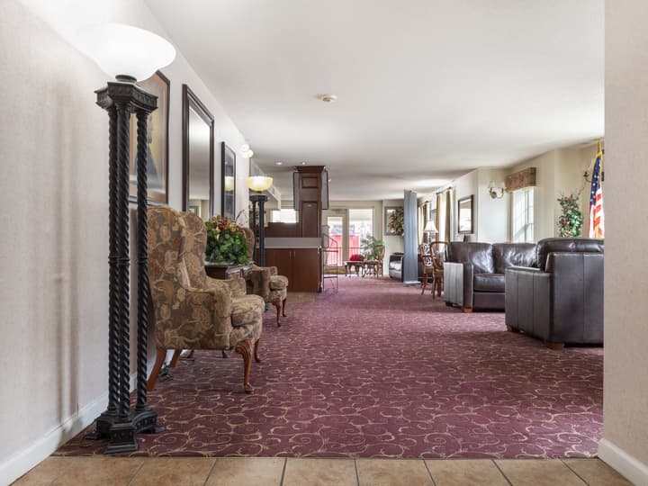 Americas Best Value Inn Springfield - Mansion View