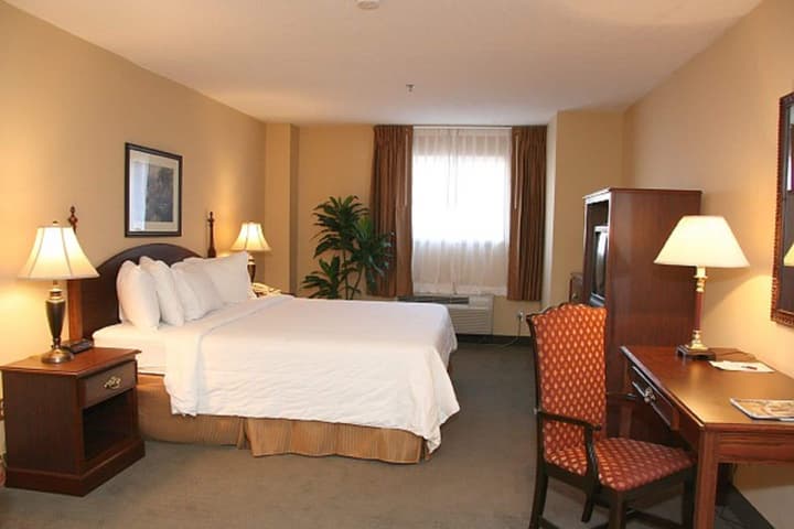 Americas Best Value Inn Springfield - Mansion View