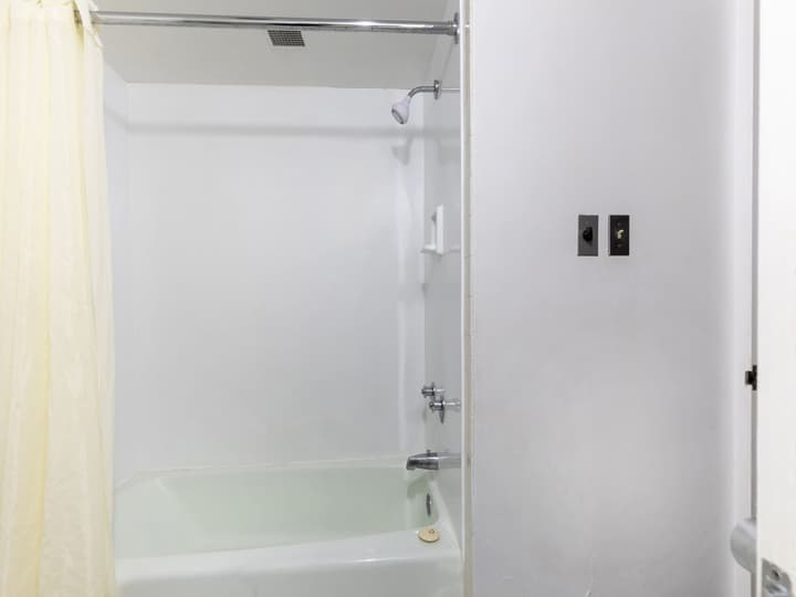 Americas Best Value Inn Springfield - Mansion View