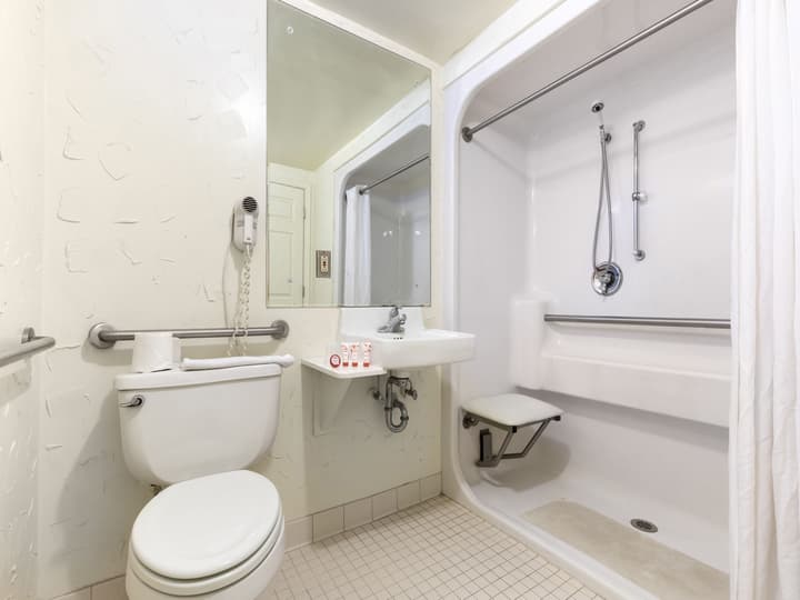 Americas Best Value Inn Springfield - Mansion View