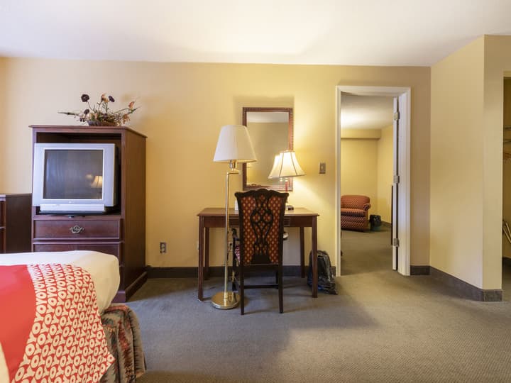 Americas Best Value Inn Springfield - Mansion View