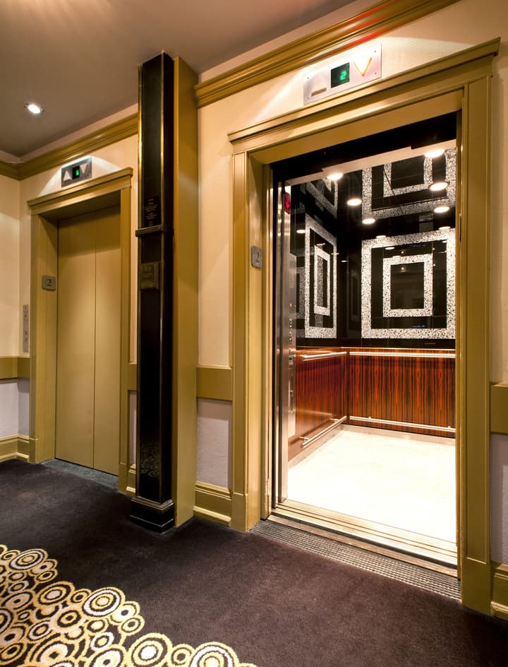 Hotel deLuxe