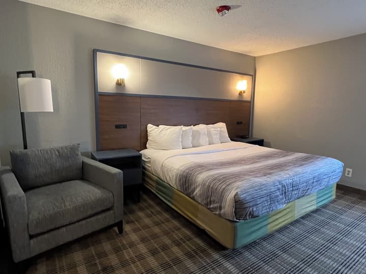 AmericInn by Wyndham Glendale/Milwaukee