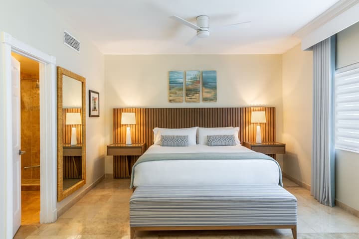 The Sands at Grace Bay