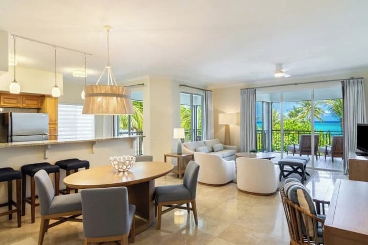 The Sands at Grace Bay