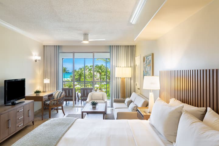 The Sands at Grace Bay