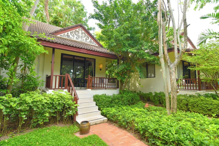 Paradise Beach Resort Samui
