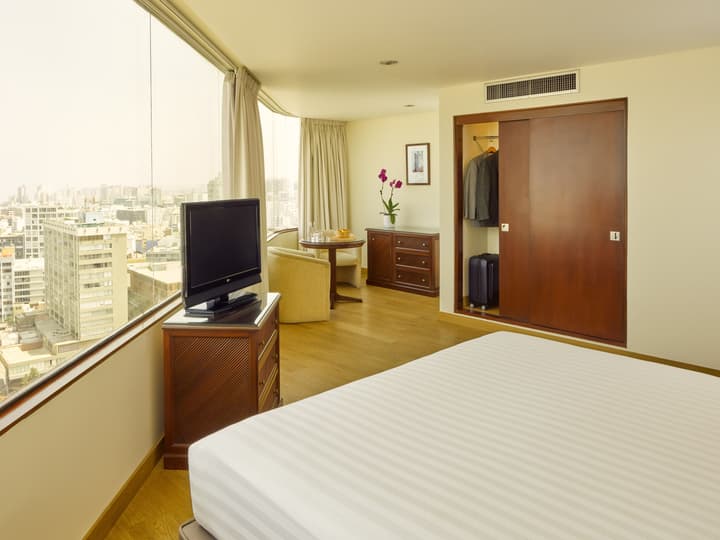 Hotel Estelar Miraflores
