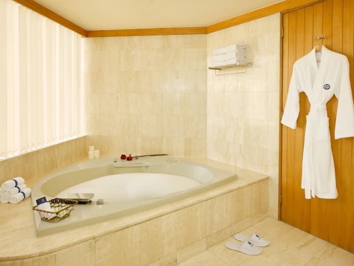 Hotel Estelar Miraflores