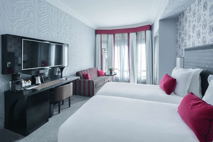 Maison Astor Paris, Curio Collection by Hilton