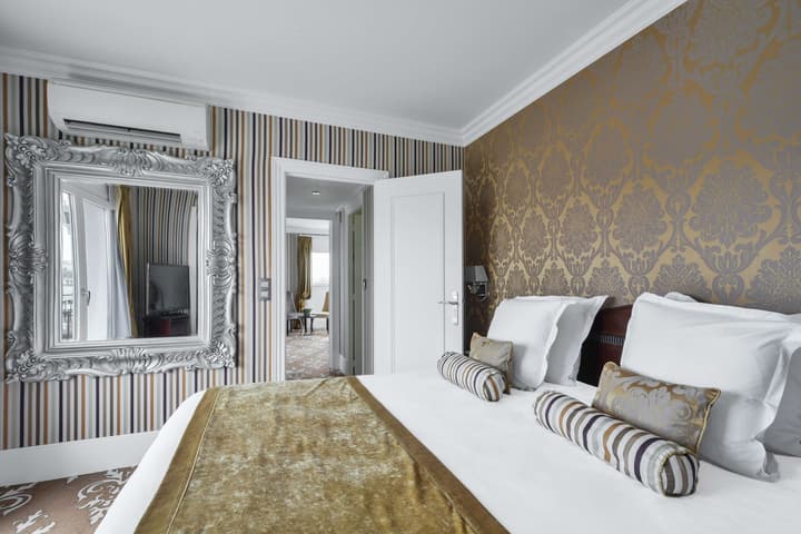 Maison Astor Paris, Curio Collection by Hilton