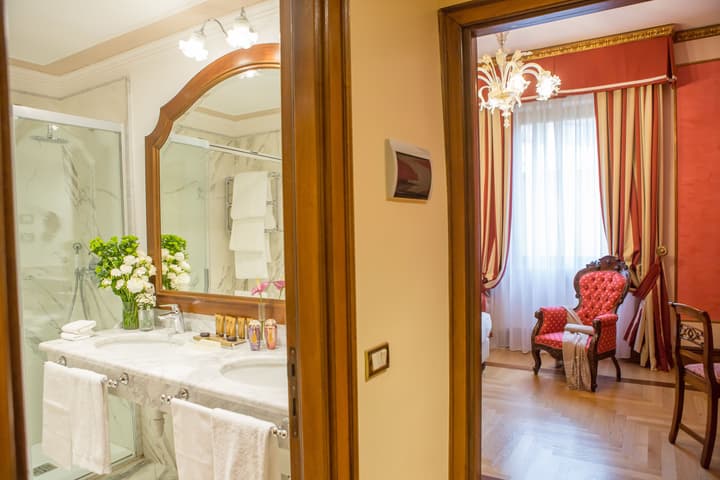 Due Torri Hotel