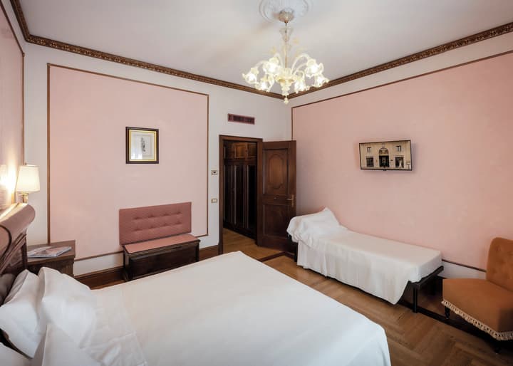 Due Torri Hotel